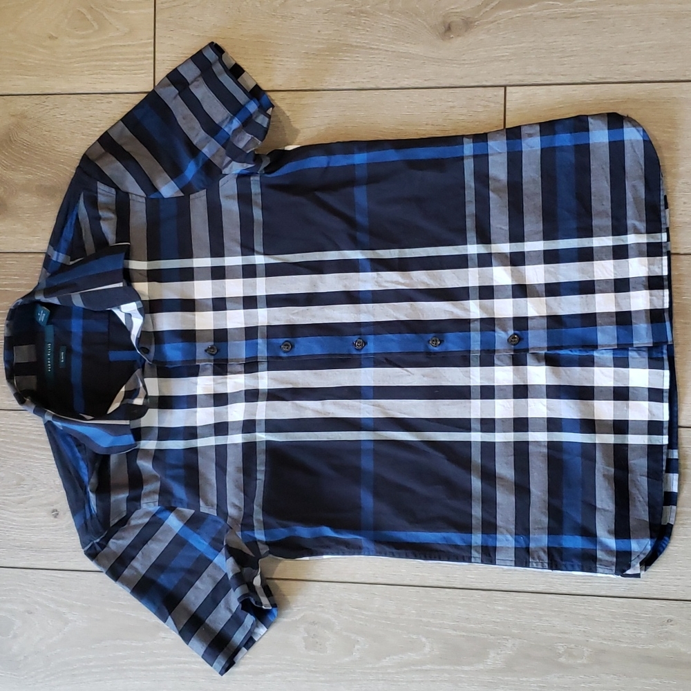 Plaid Perry Ellis Button Up Shirt